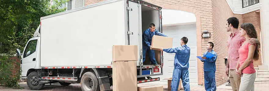 Les camions de livraison : des alliés indispensables dans la logistique moderne